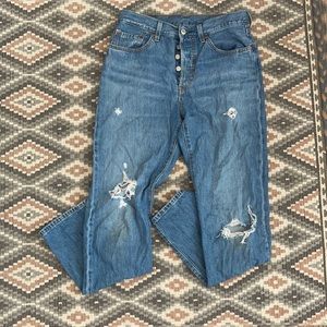 Women’s Levi 501 Distressed Straight Leg Jeans